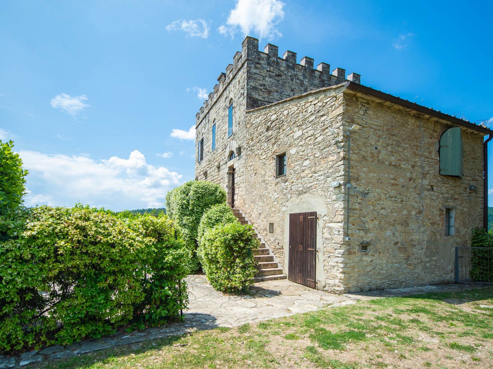 Schloss Casalta-Image-tags.info