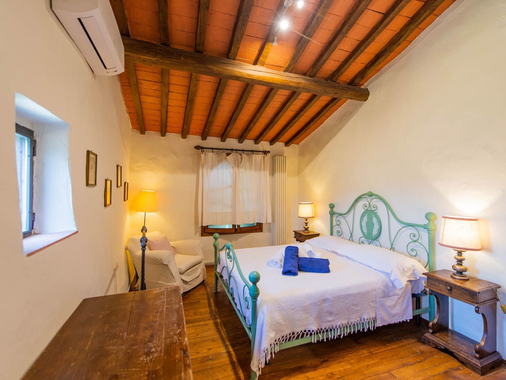 Schloss Casalta-Image-tags.info