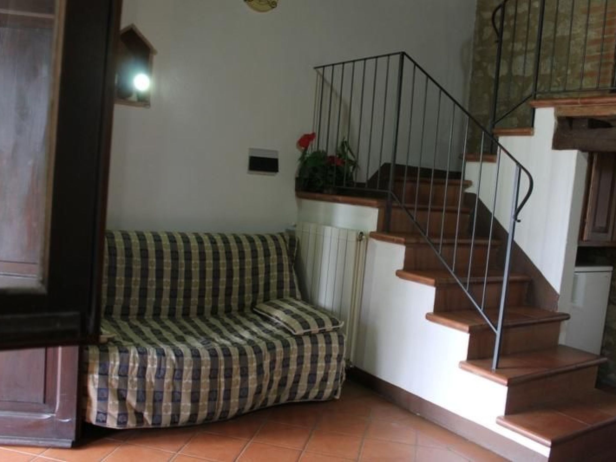 Santinovo Dachgeschosswohnung-Image-tags.info