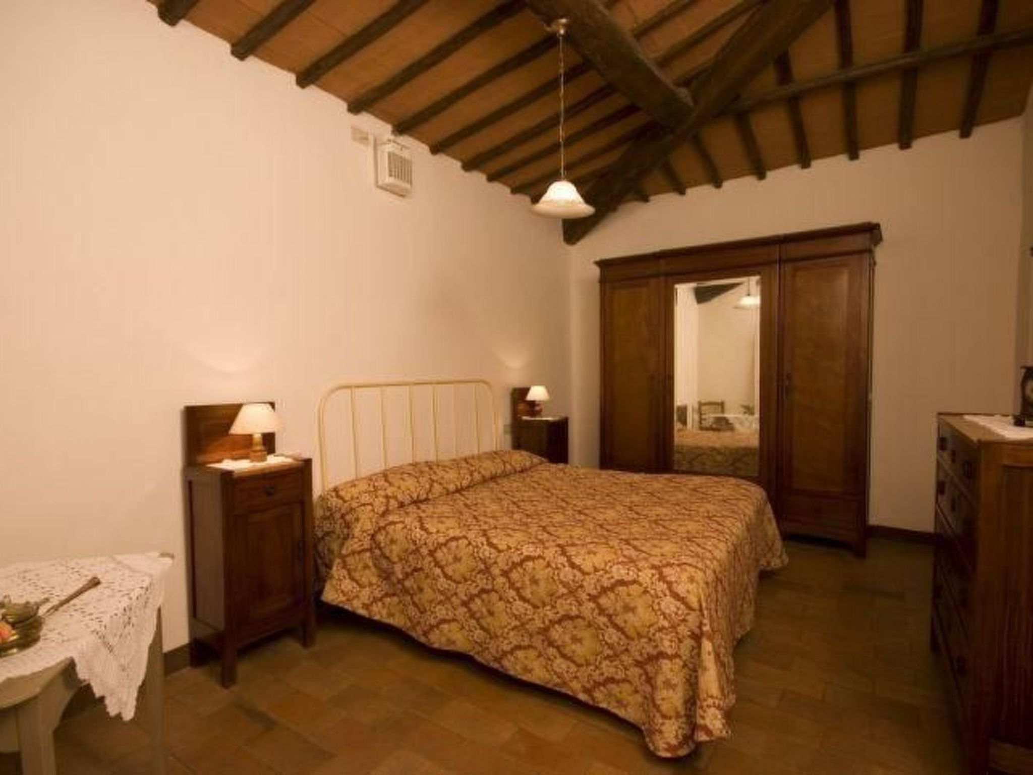 Santinovo Dachgeschosswohnung-Inside