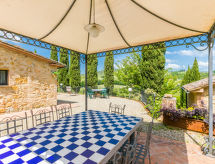 Rustiek landhuis met privézwembad tussen de wijngaarden bij San Gimignano - thumbnail 3