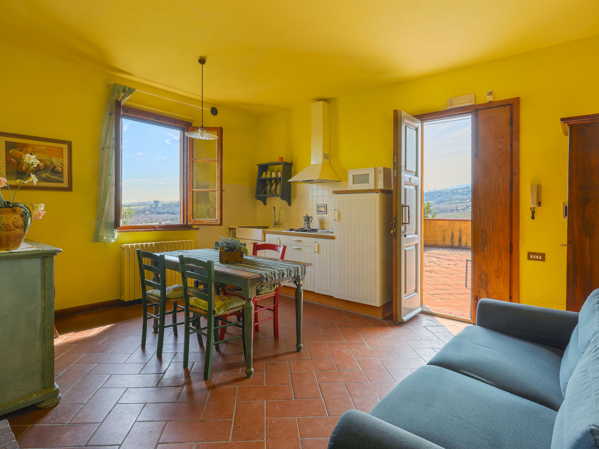 Kitchen / Dining Room