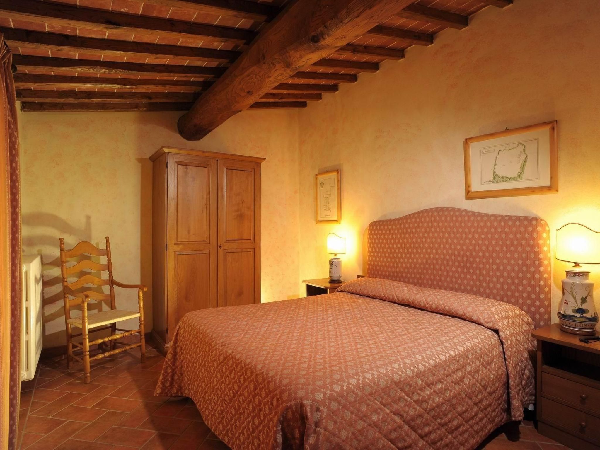 Unterkunft für 5 Personen, auf einem Bauernhof mit Schwimmbad-Dedans