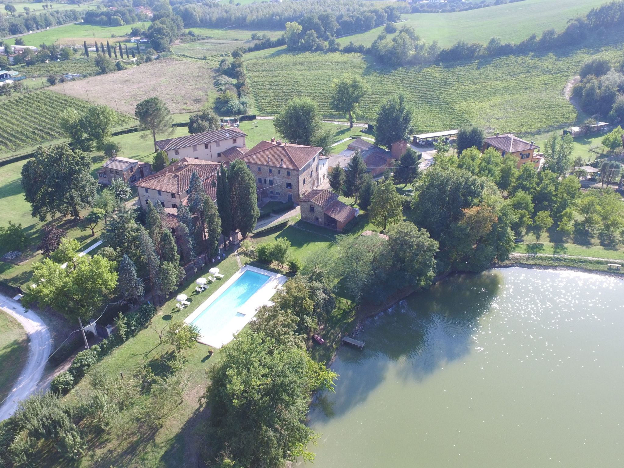 Geräumige Wohnung mit 3 Schlafzimmern und 3 Bädern-Image-tags.info