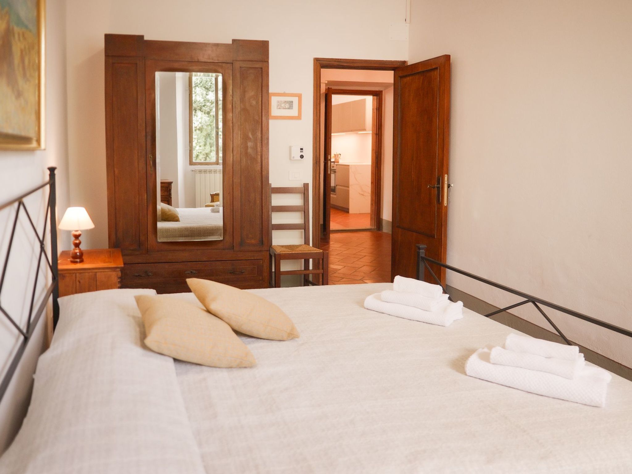 Geräumige Wohnung mit 3 Schlafzimmern und 3 Bädern-Image-tags.info