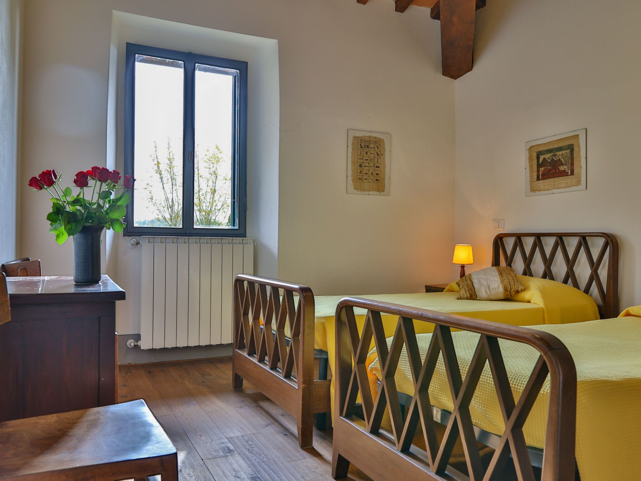 Große Wohnung mit 3 Schlafzimmern und 4 Bädern-Image-tags.info