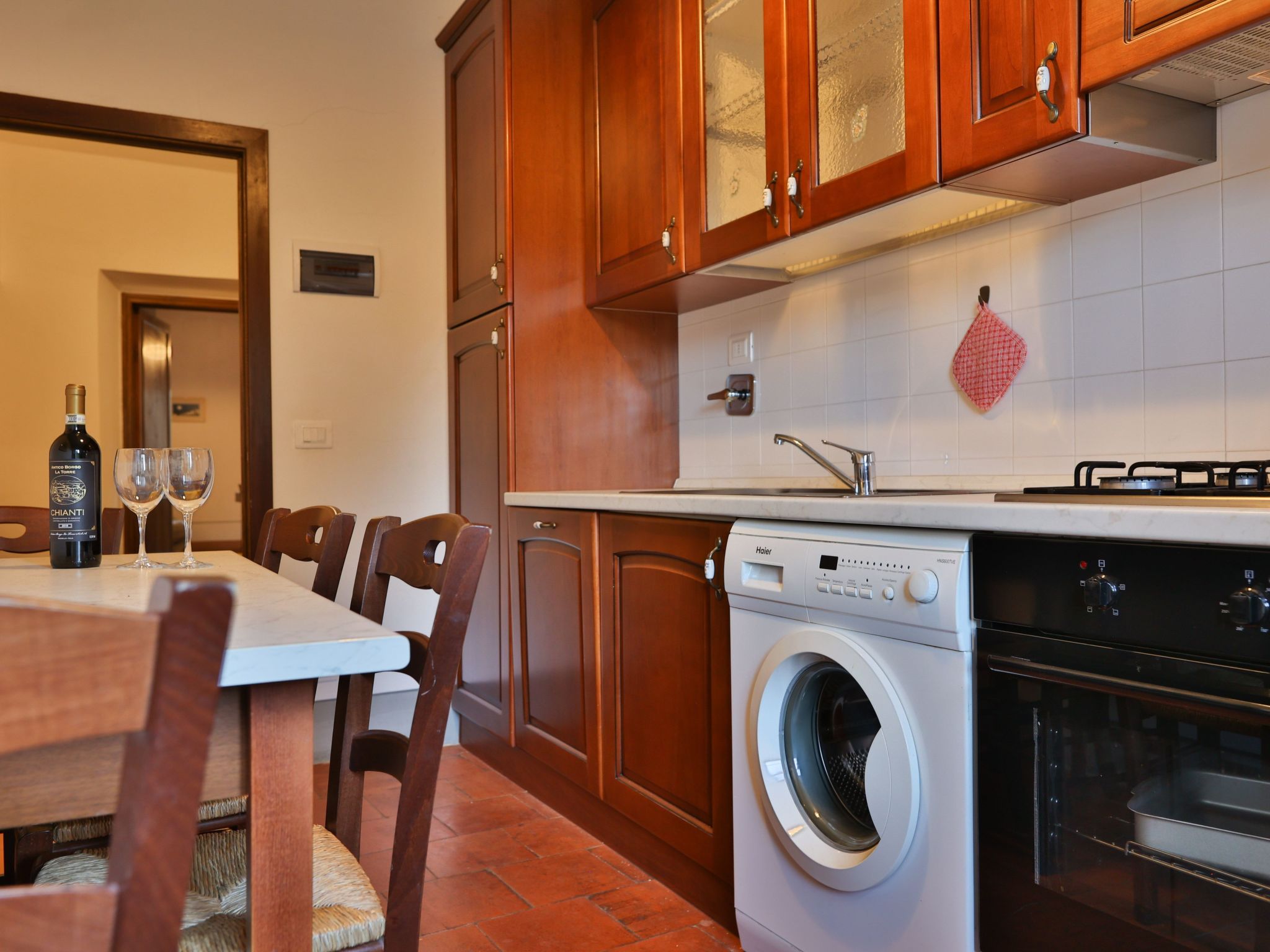 Schönes Apartment mit 2 Schlafzimmern und 2 Bädern-Inside