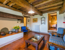 Authentiek Toscaans appartement in Borgo Stoppi met zwembad en uitzicht - thumbnail 5