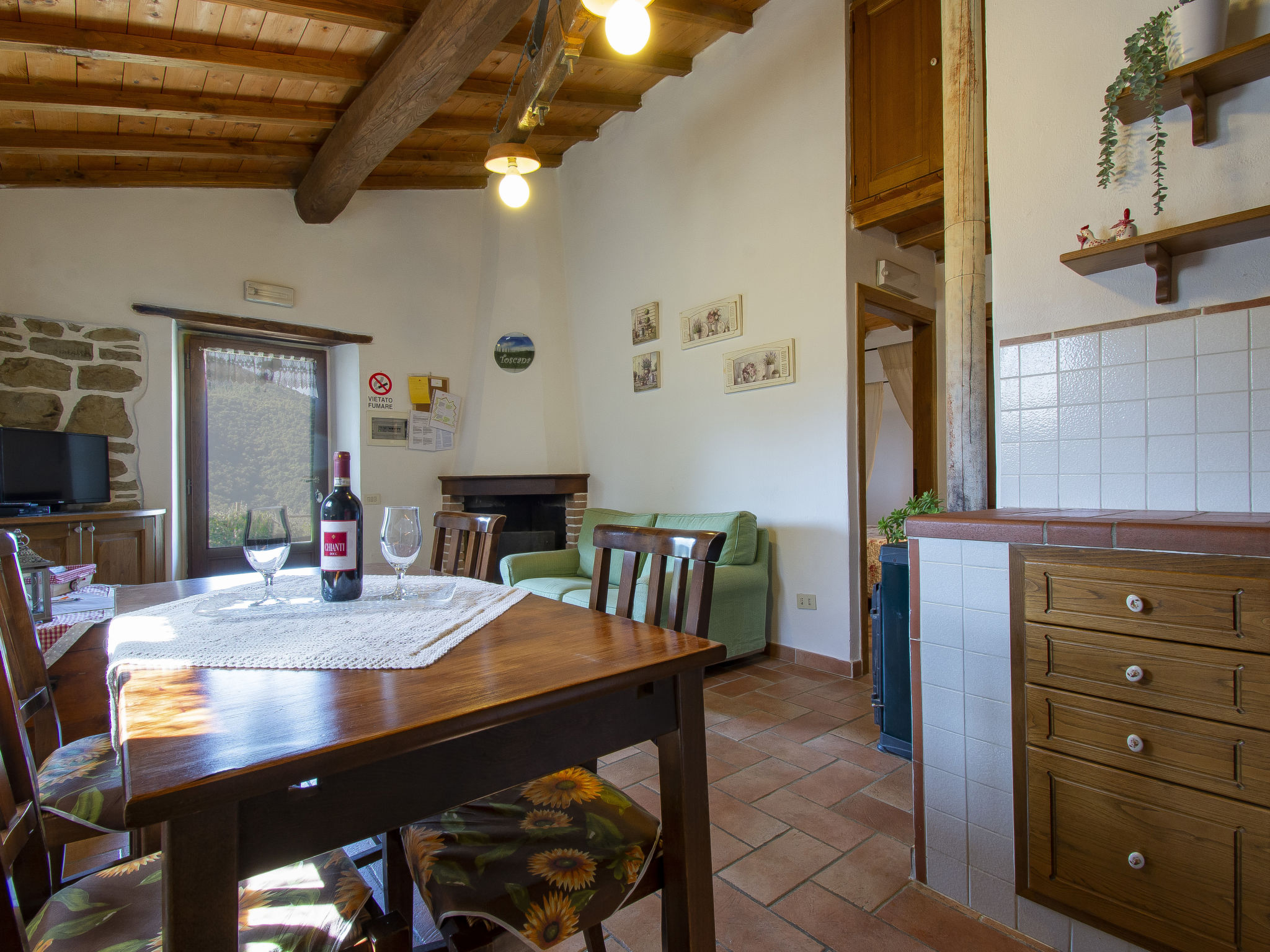 Kitchen / Dining Room