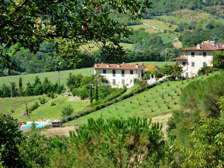4-persoons appartement met open haard in Dicomano in Dicomano