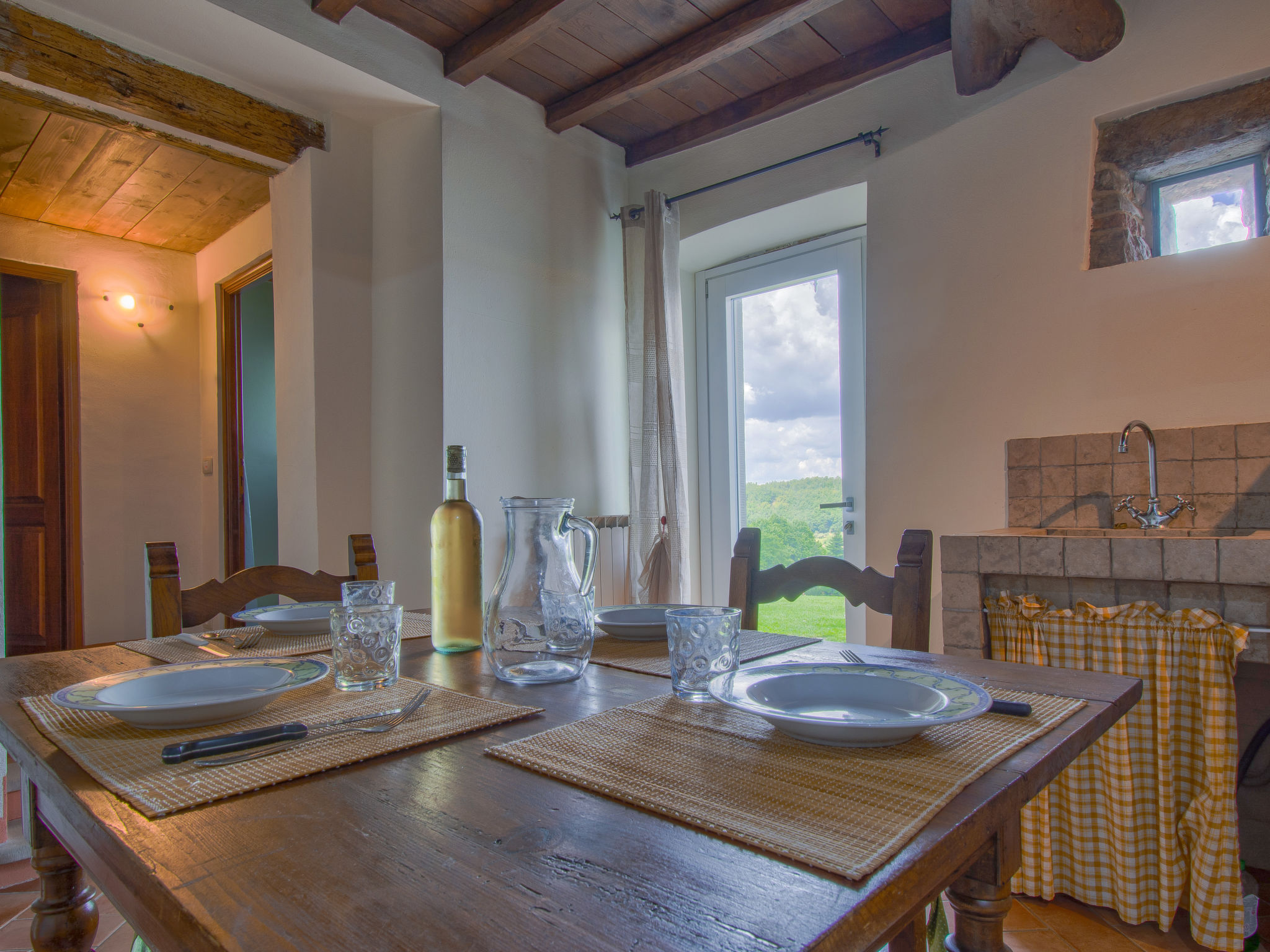Kitchen / Dining Room