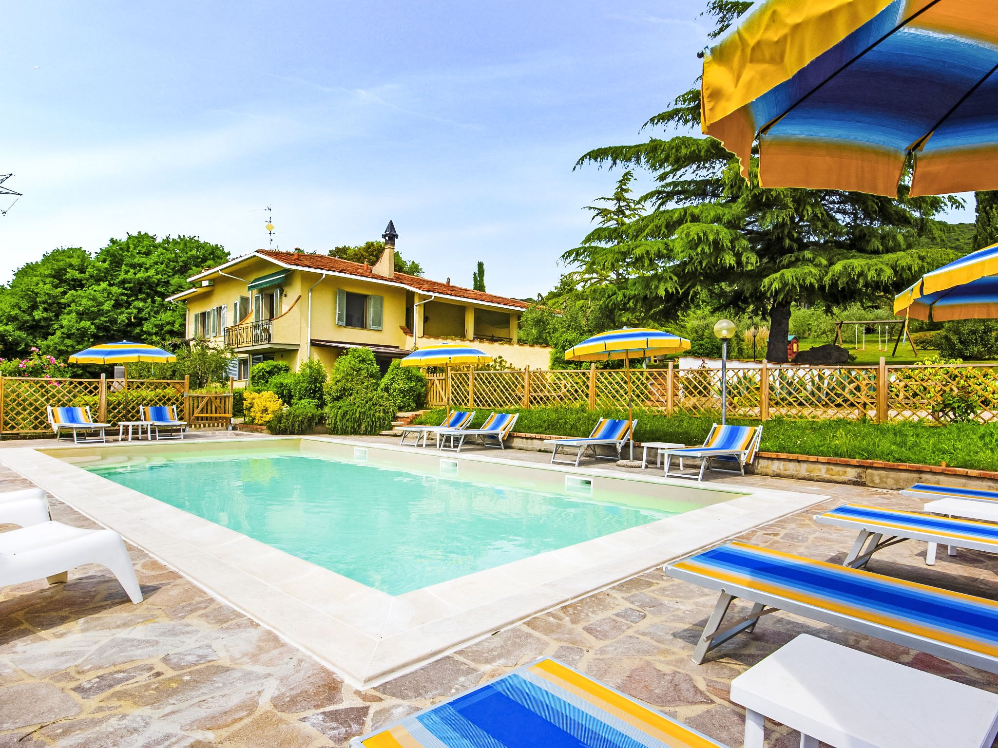 Vakantiehuis met omheinde tuin in Montaione (Italië) 1 hond is welkom