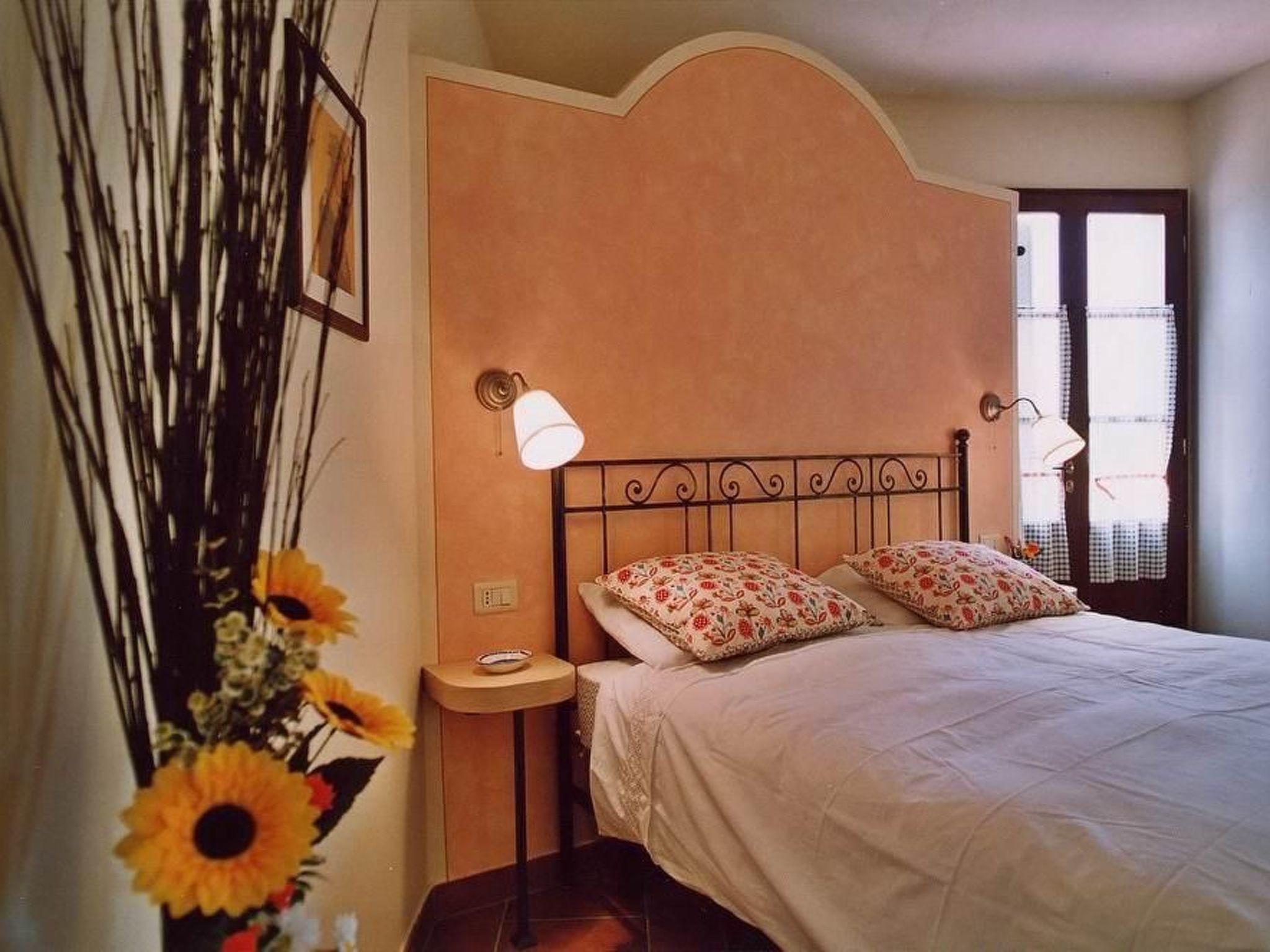 Photo of flach "Madonnino corbezzolo T6