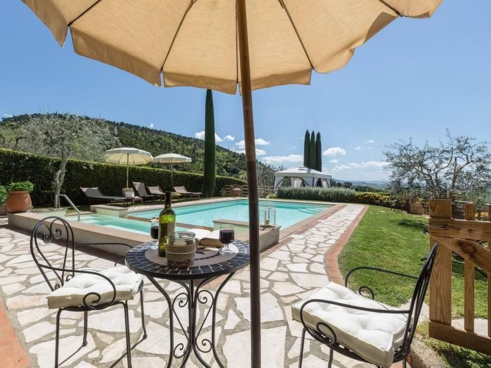 Vakantiehuis met privé zwembad in Montaione (Italië) voor 9 personen