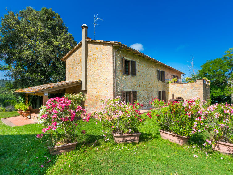 Authentiek Toscaans landhuis met privézwembad en panoramisch uitzicht bij San Gimignano in Montaione