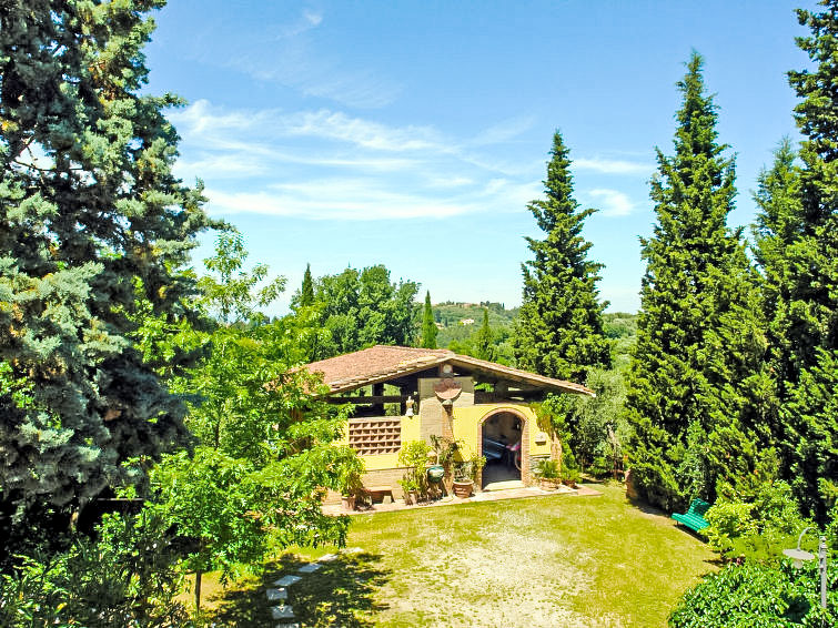 Boerderij Podere Rasenna in Palaia met privézwembad en panoramisch uitzicht in Palaia