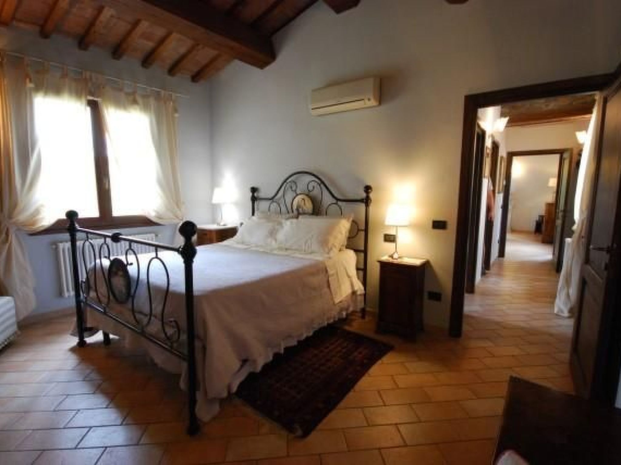 Gemütliches Ferienhaus mit Privatem Pool-Drinnen