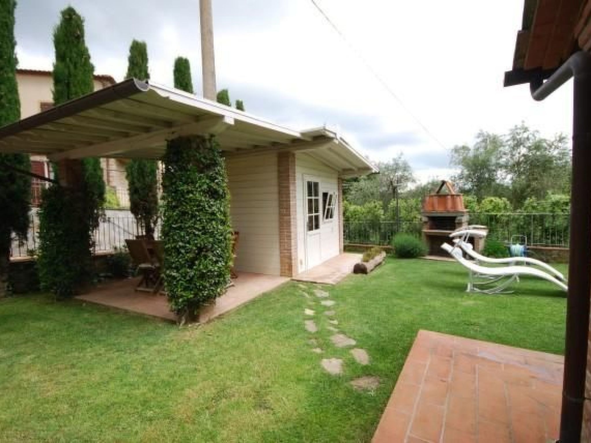 Gemütliches Ferienhaus mit Privatem Pool-Drinnen