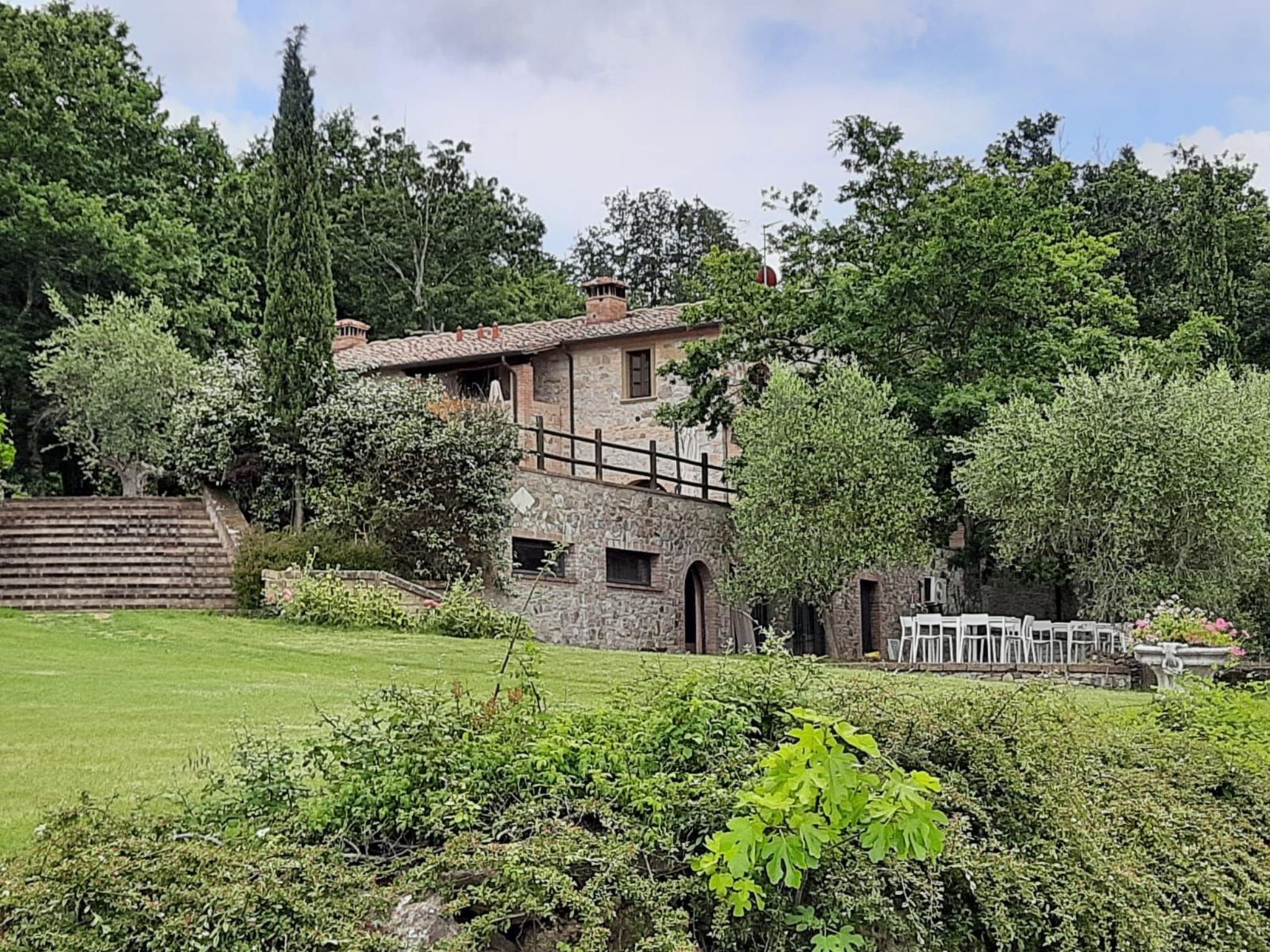 Für 10 Personen und 4 Kinder in Chianni, Toskana (Provinz Pisa)-Binnen