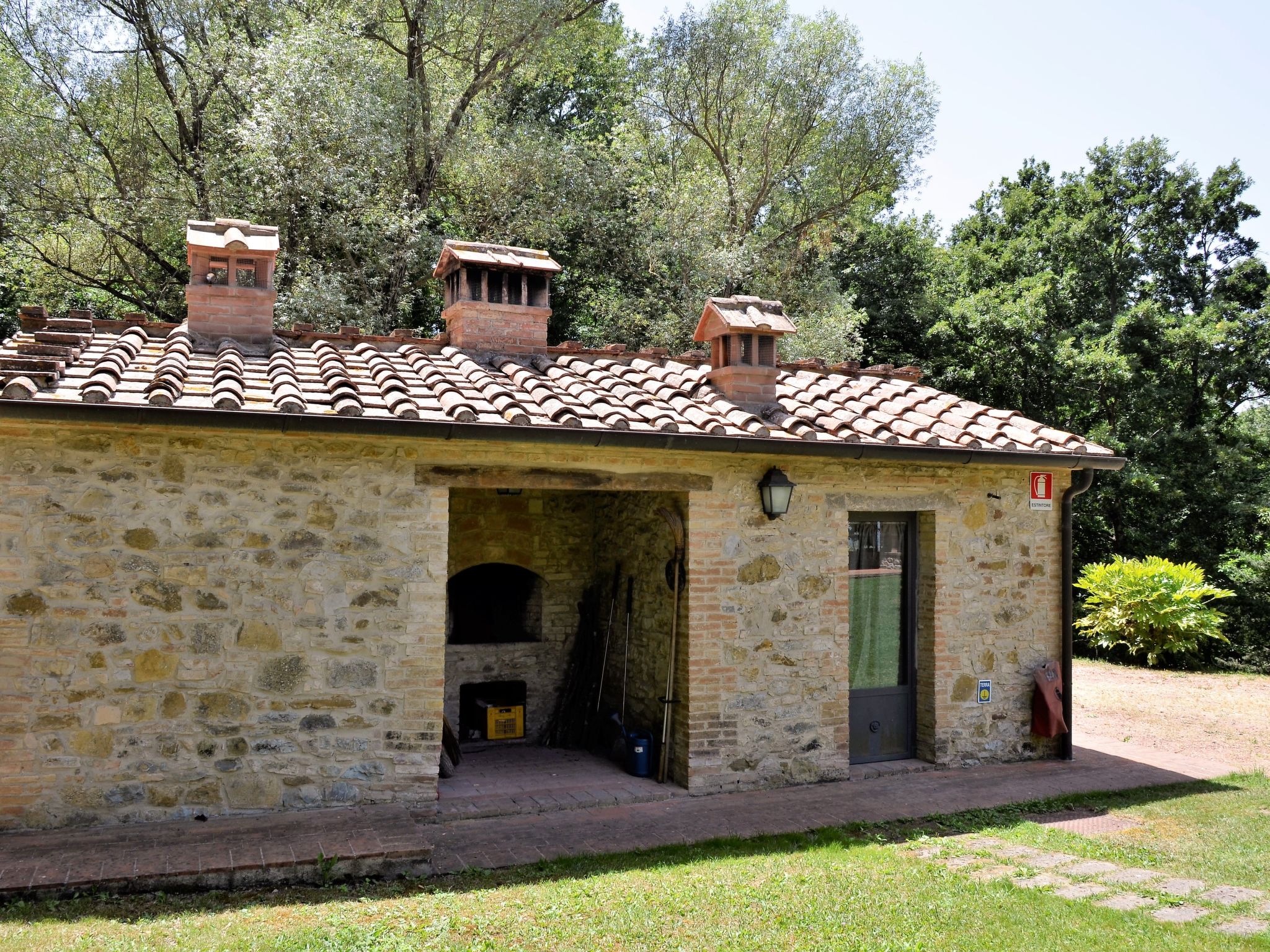 Für 10 Personen und 4 Kinder in Chianni, Toskana (Provinz Pisa)-Binnen