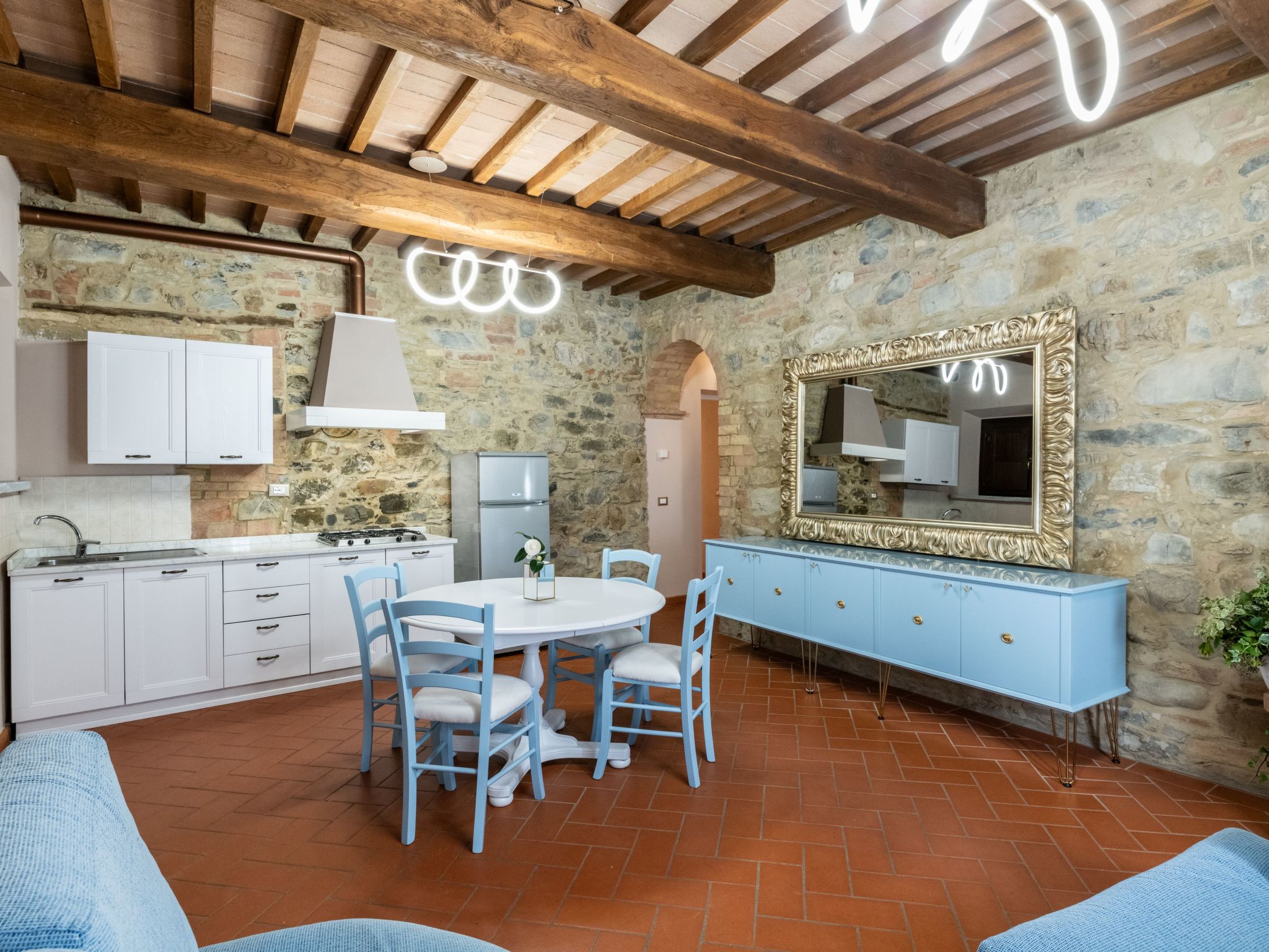 Für 10 Personen und 4 Kinder in Chianni, Toskana (Provinz Pisa)-Binnen