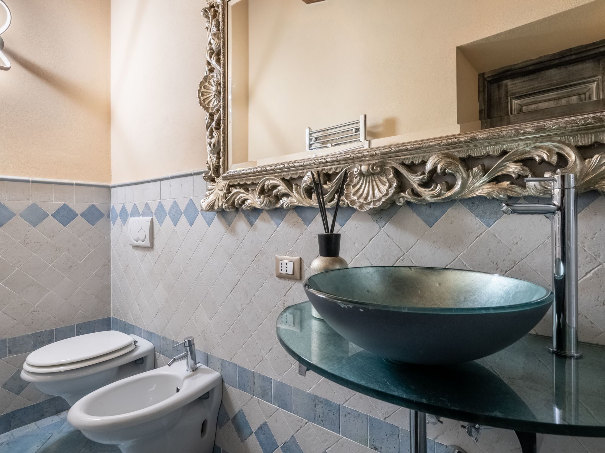 Für 10 Personen und 4 Kinder in Chianni, Toskana (Provinz Pisa)-Binnen