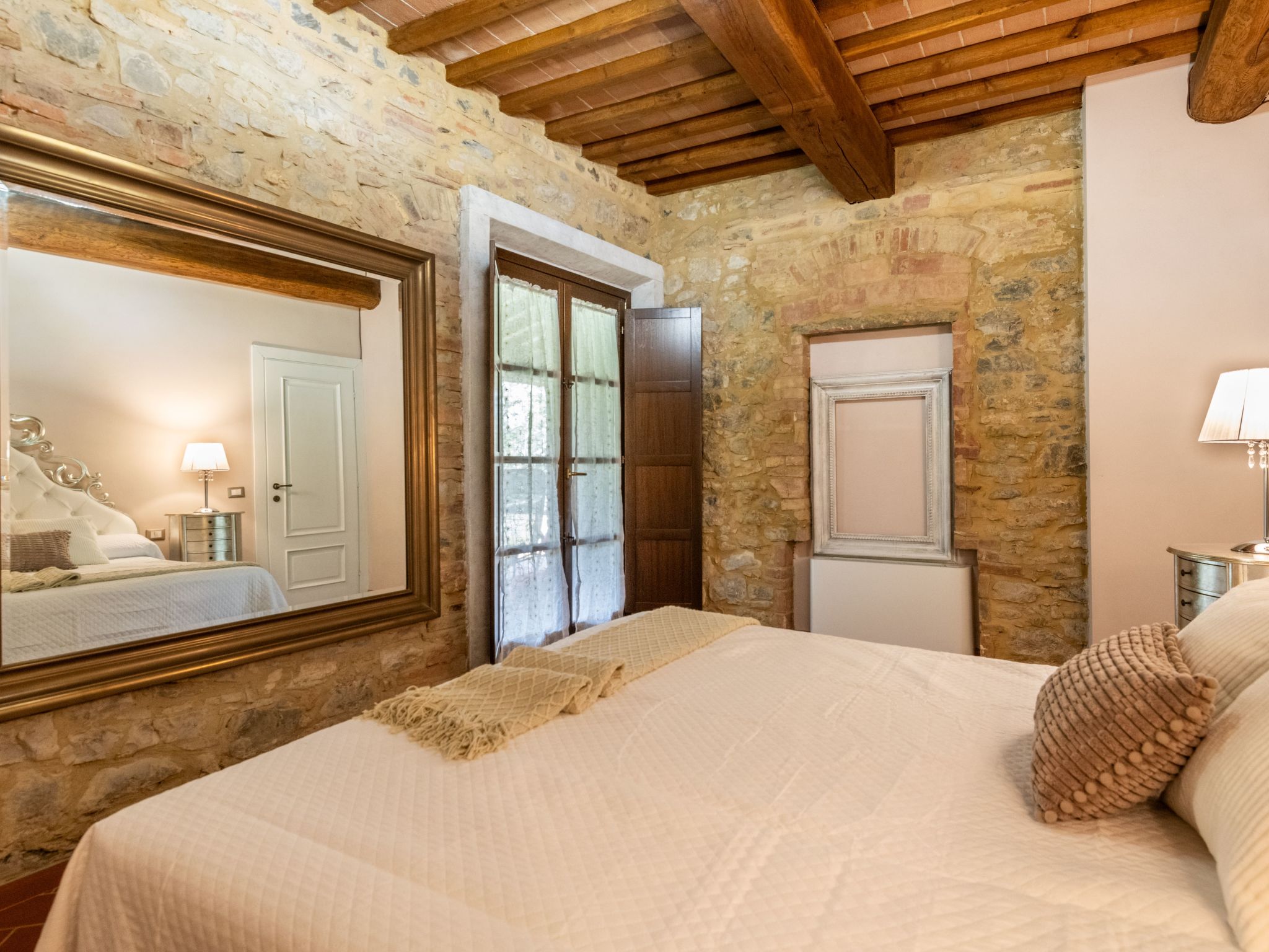 Für 10 Personen und 4 Kinder in Chianni, Toskana (Provinz Pisa)-Binnen