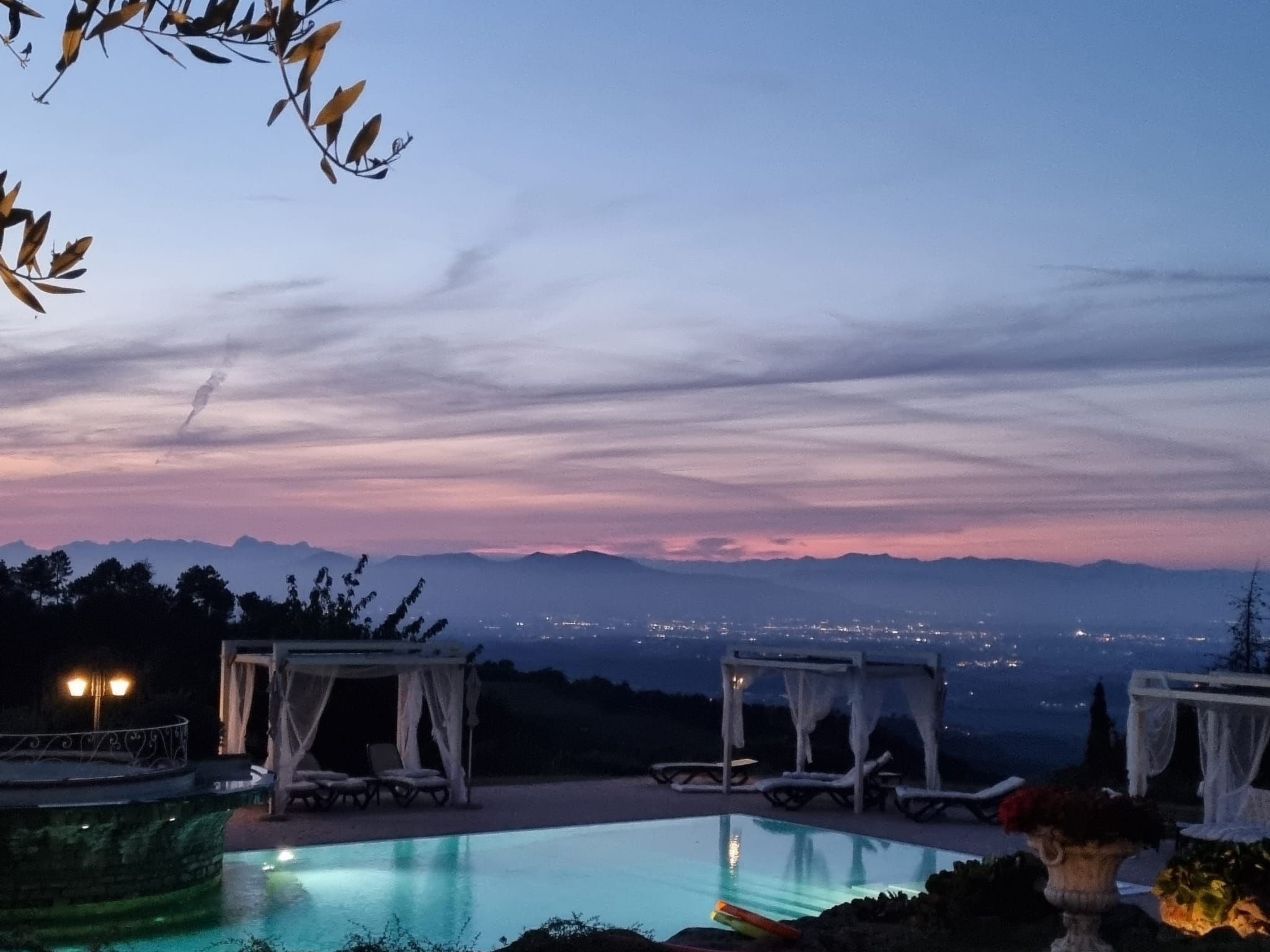 Für 10 Personen und 4 Kinder in Chianni, Toskana (Provinz Pisa)-Binnen