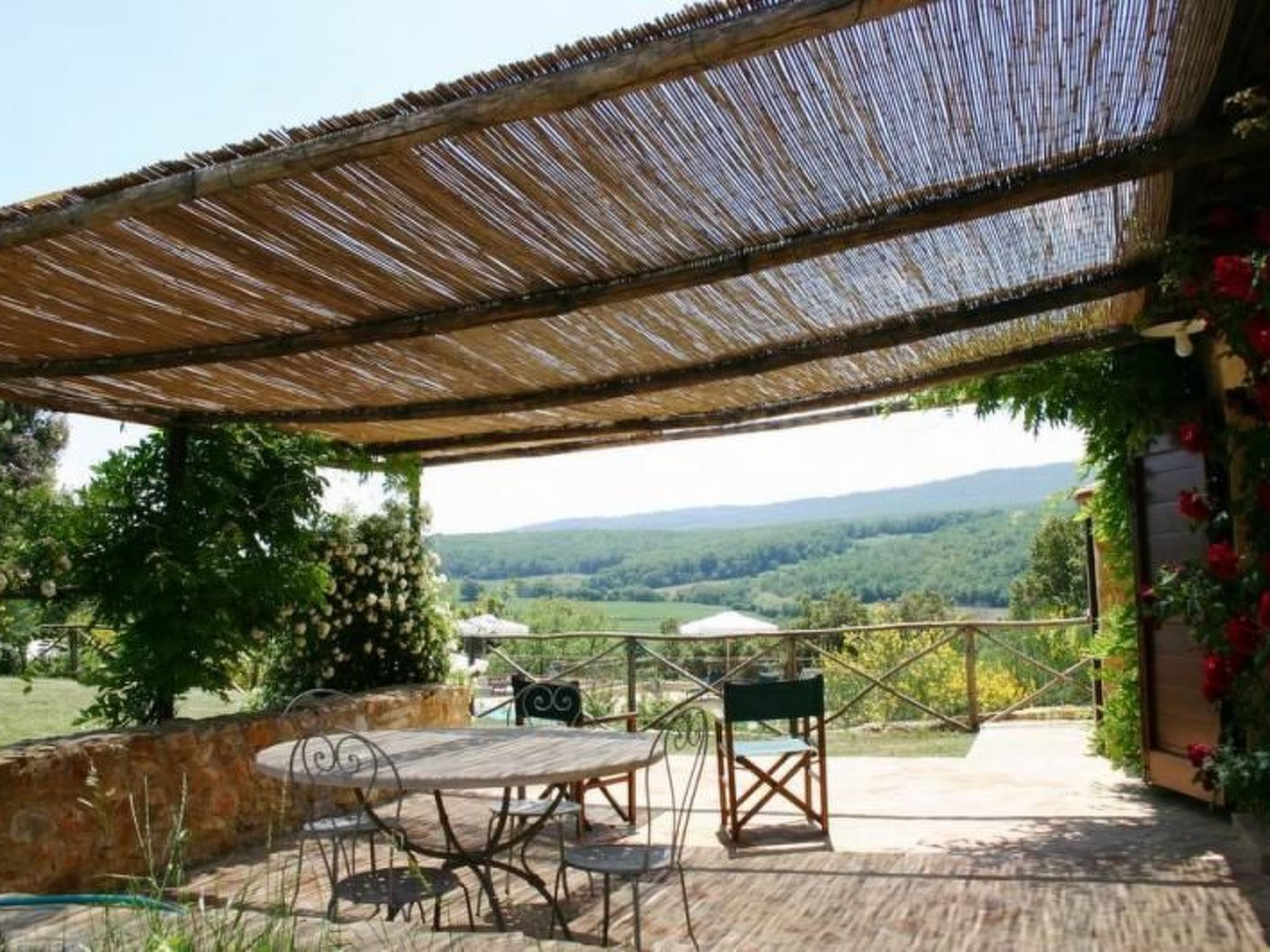 Mascie Merlo-Image-tags.info