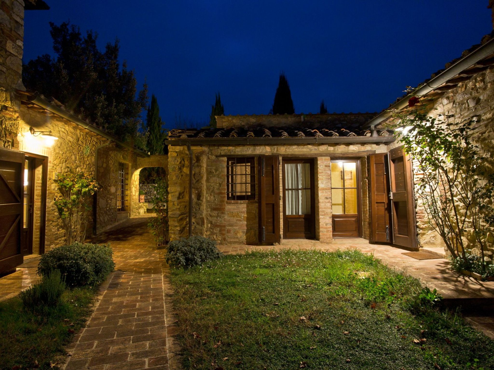 Photo of Mascie Merlo