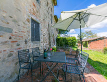 Romantisch appartement op Toscaans wijngoed met zwembad en uitzicht - thumbnail 5