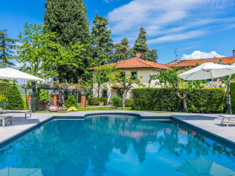 10-persoons studio in Greve in Chianti met privézwembad in Greve in Chianti