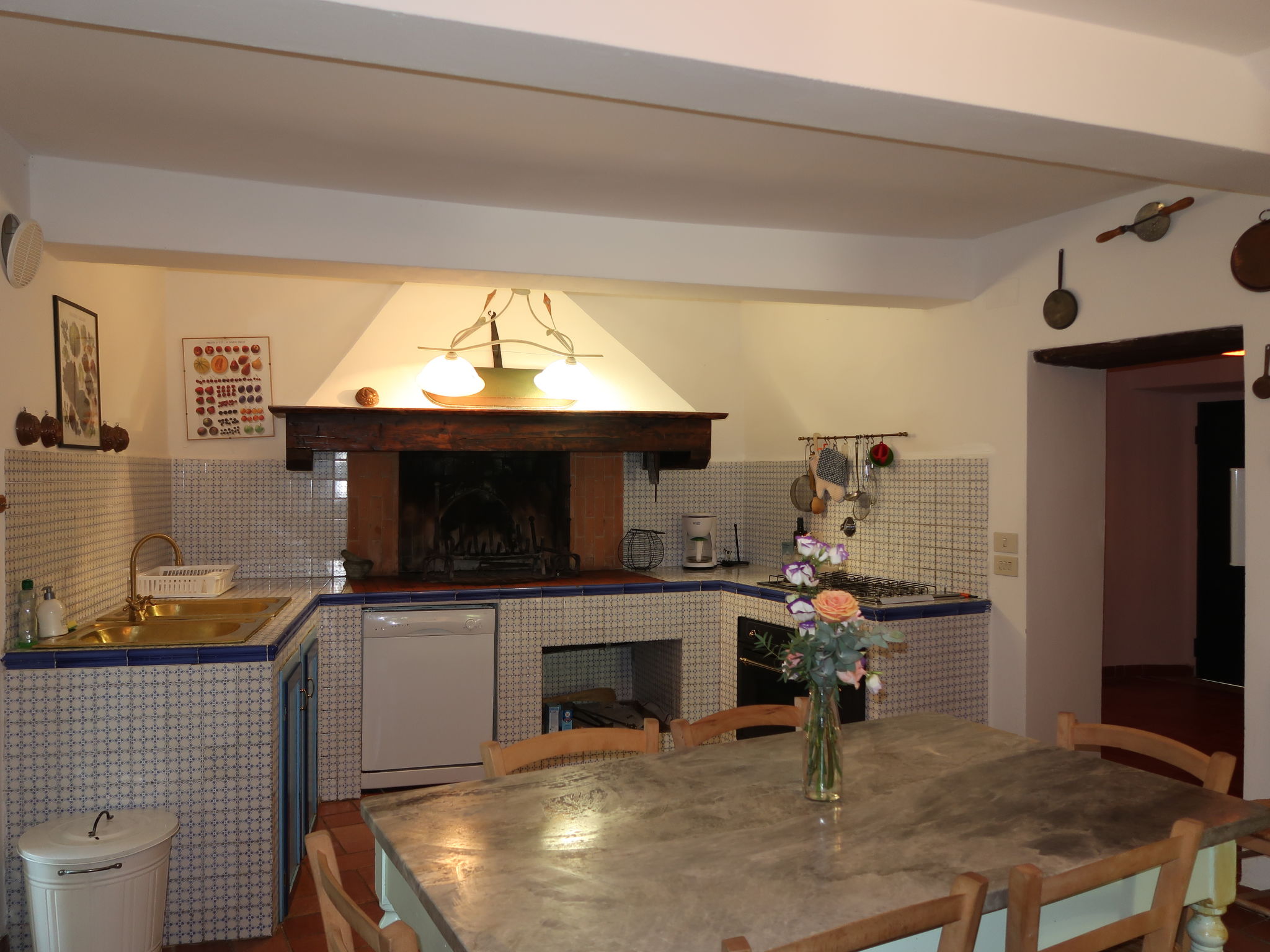 Villa Castagnoli-Inside