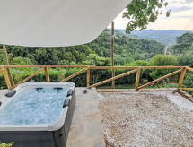 Eeuwenoud vakantiehuis met zwembad en uitzicht in Greve in Chianti - thumbnail 3