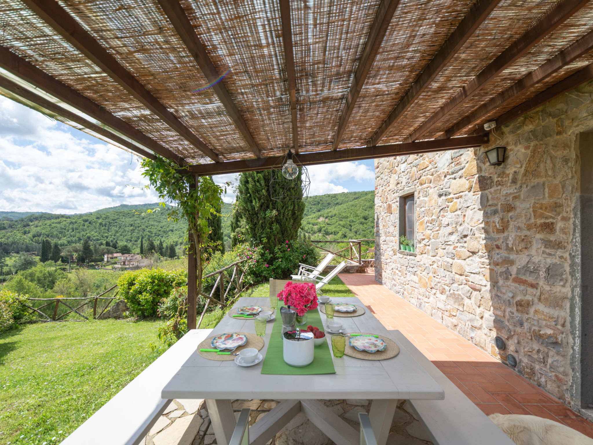 La Corte-Outside