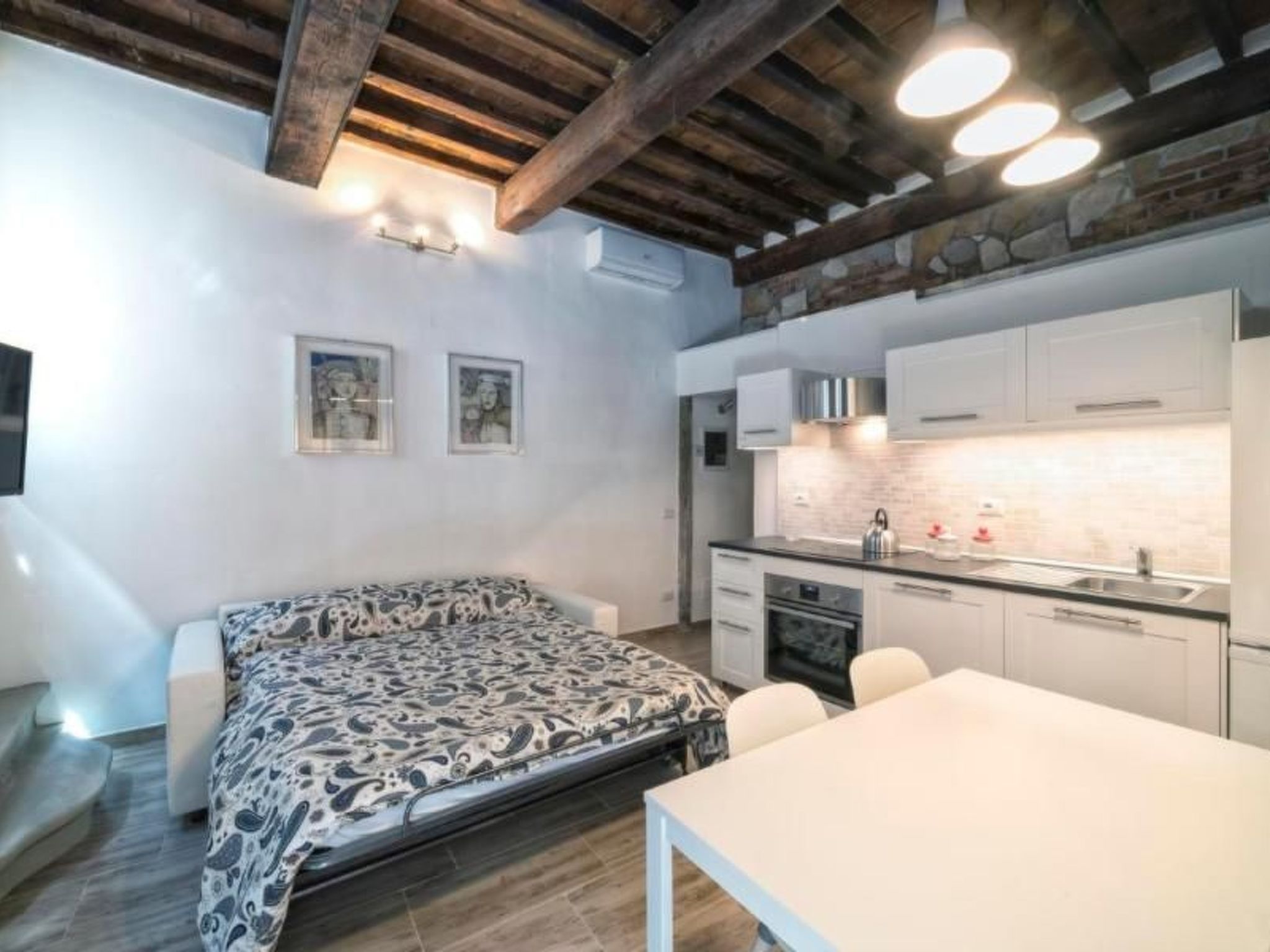 Photo of GUELFA HOUSE