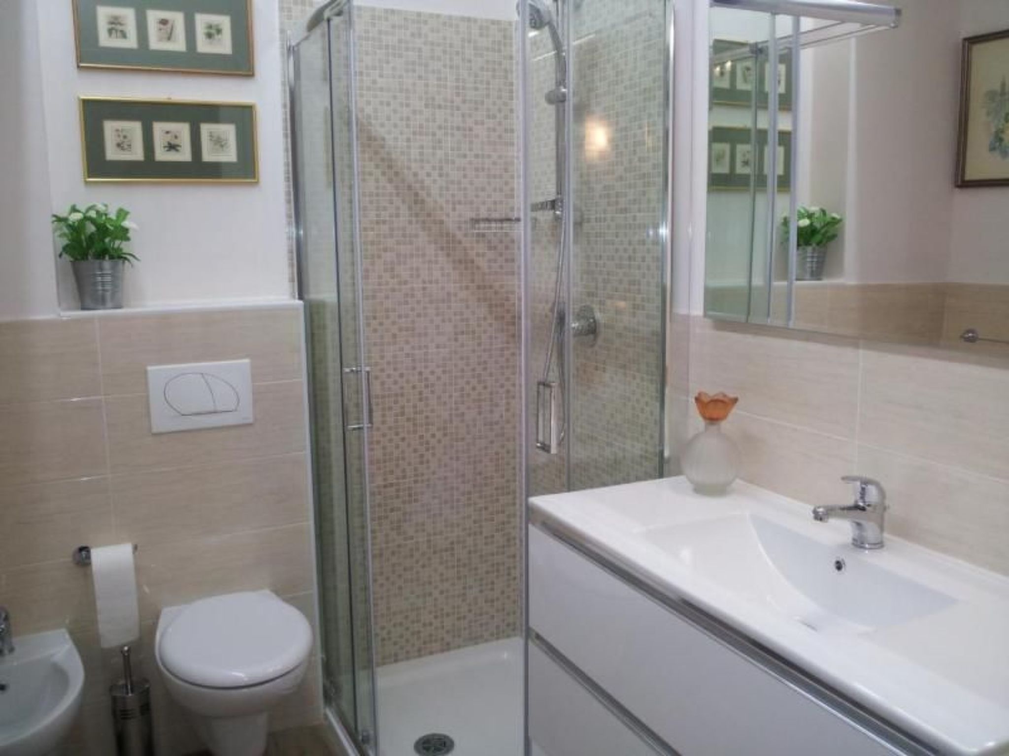 Photo of GUELFA HOUSE