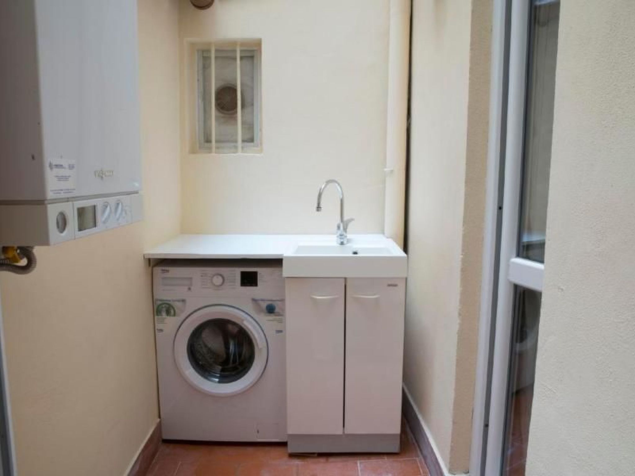 Photo of GUELFA HOUSE