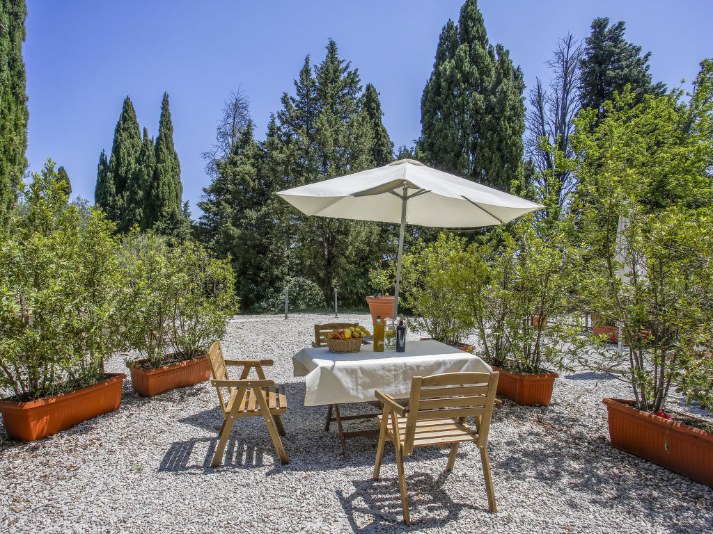 I Cipressi — Terrace
