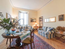 Duomo Suite: Stijlvol appartement met airconditioning in hartje Florence - thumbnail 1