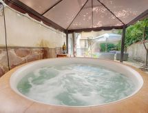 Stijlvol appartement met tuin & whirlpool in hartje Florence - thumbnail 2