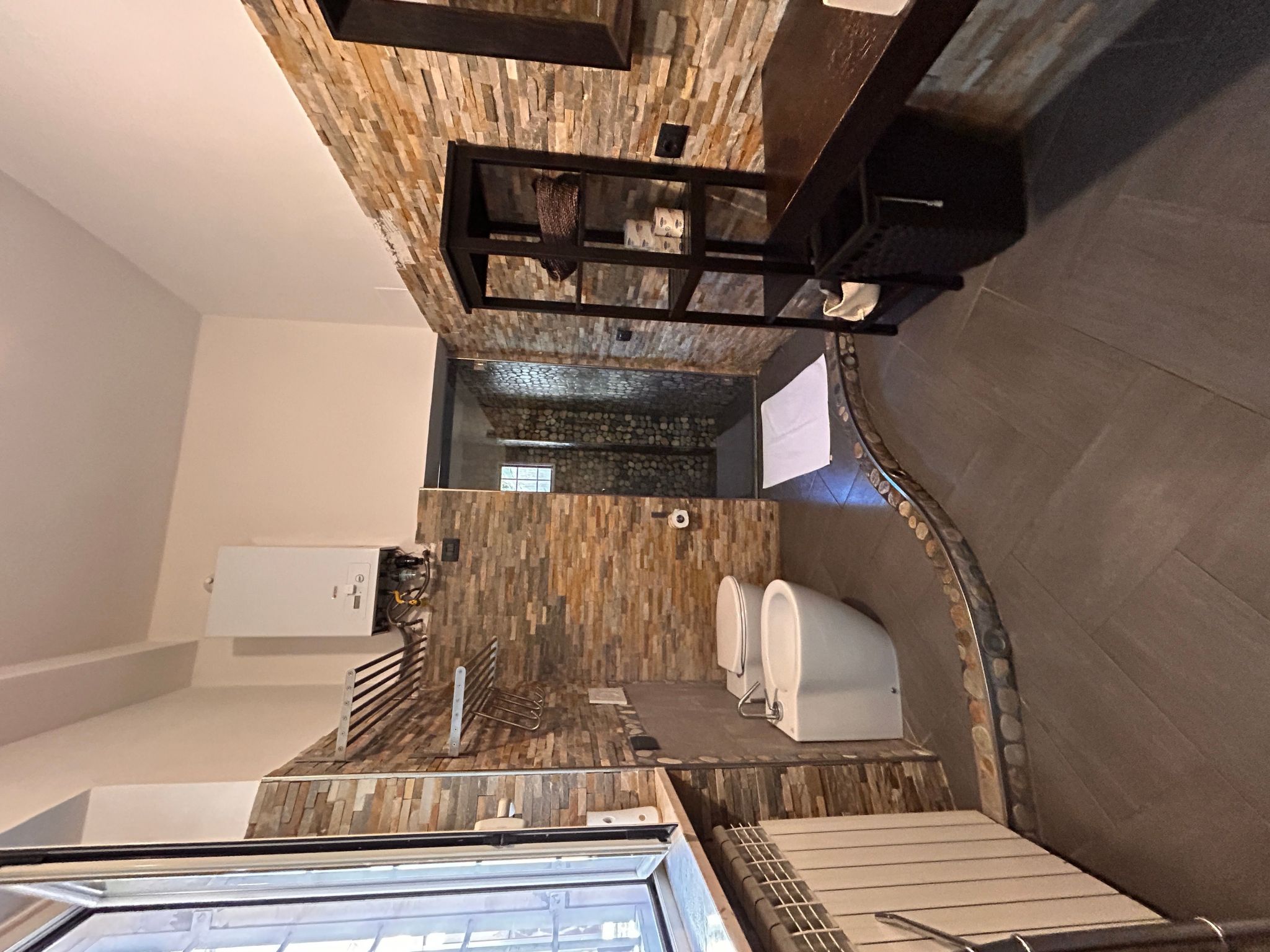 Zwei Schlafzimmer mit Garten und Whirlpool-Dedans