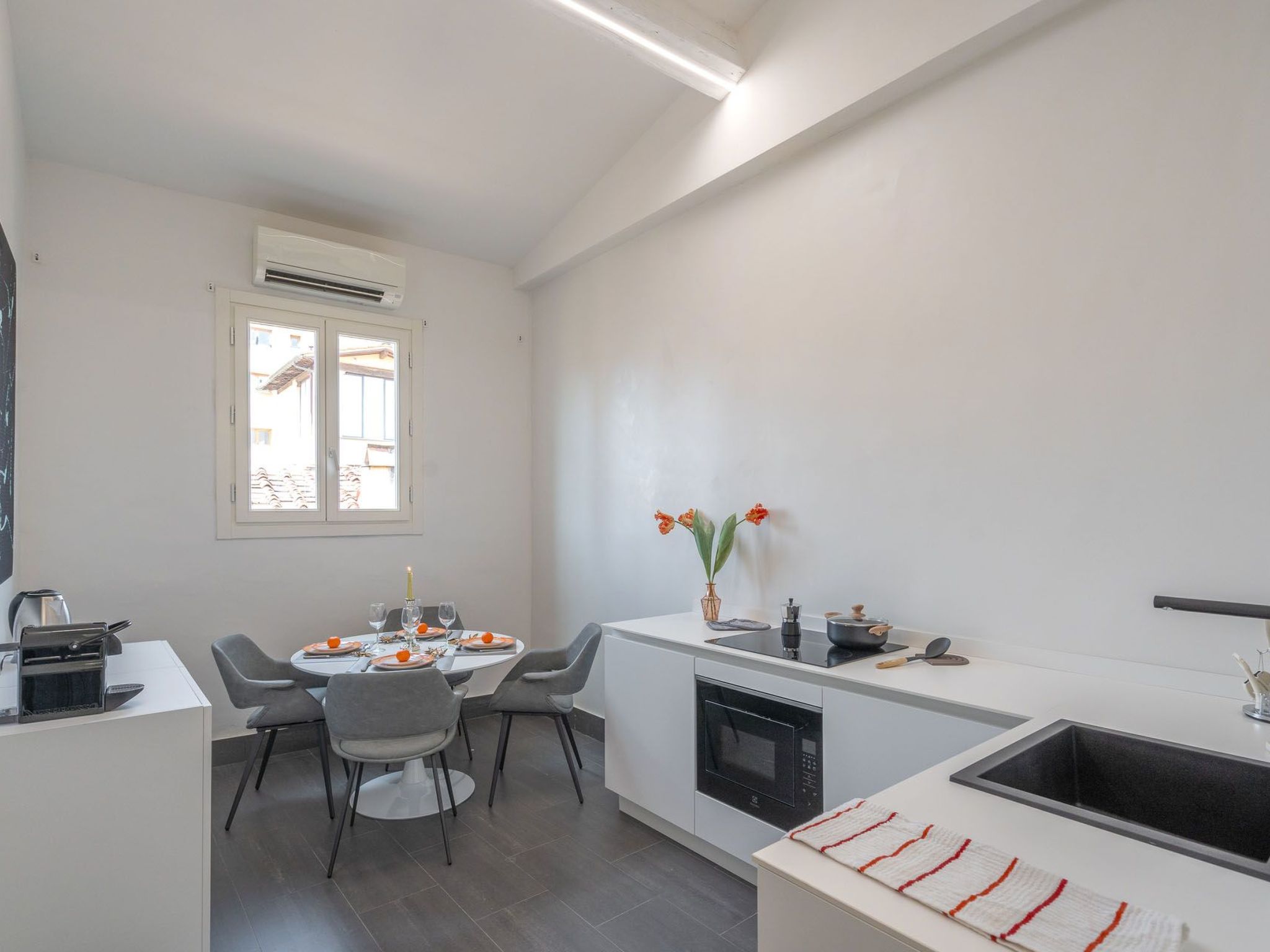 Via Giraldi Haus intern 1-Binnen