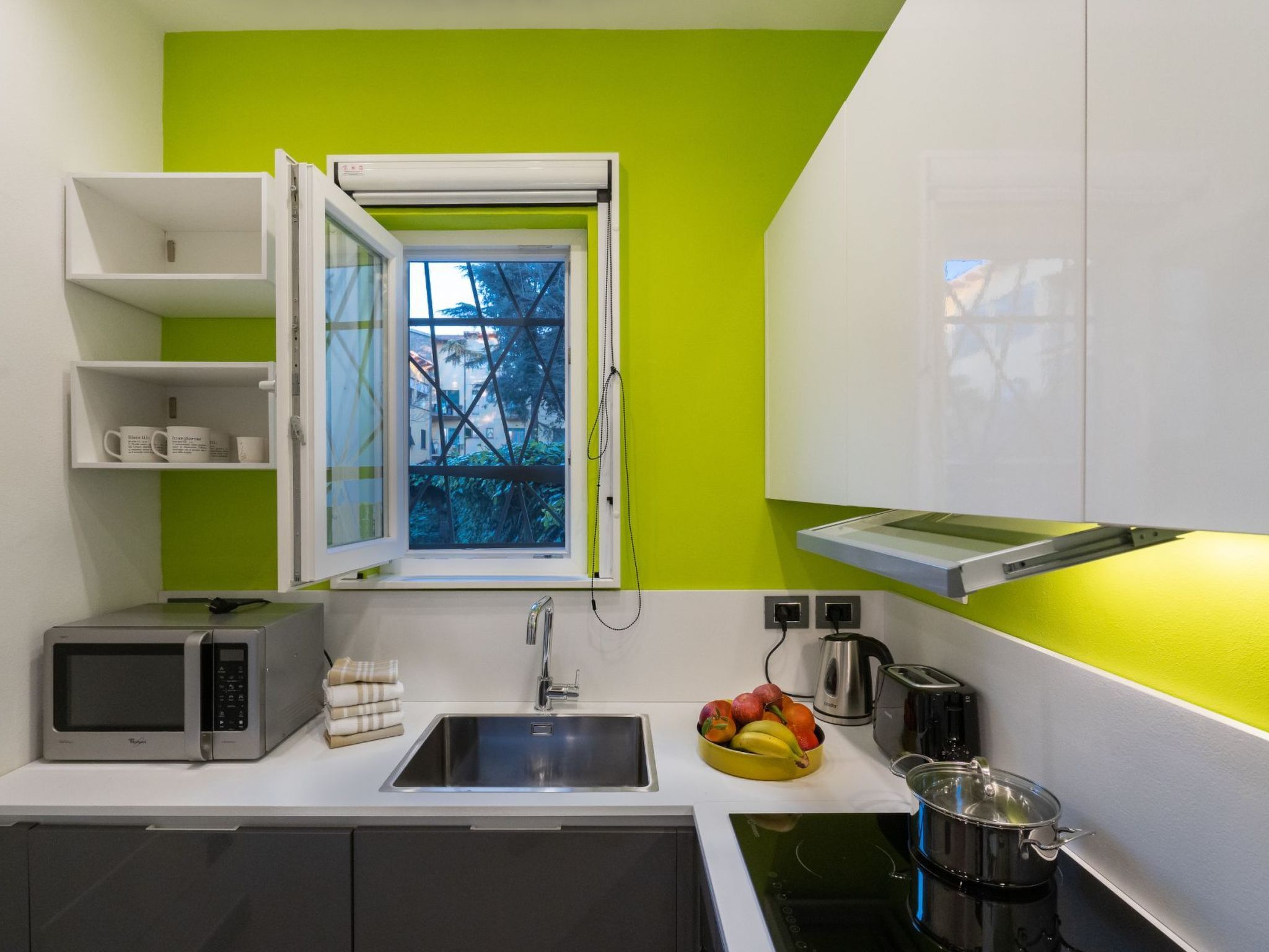 Garten' Ferienwohnung mit privatem Garten-Binnen