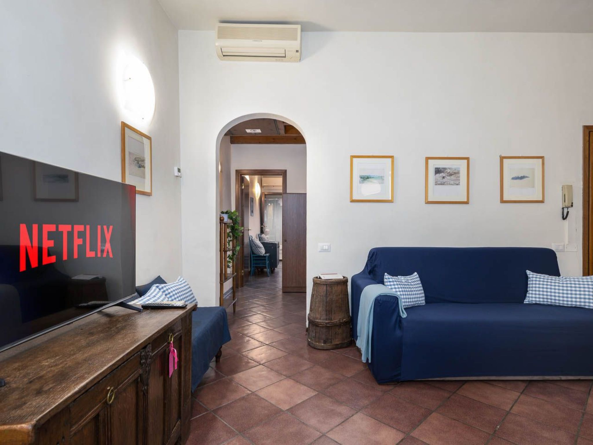 Unknown Accommodation-Binnen