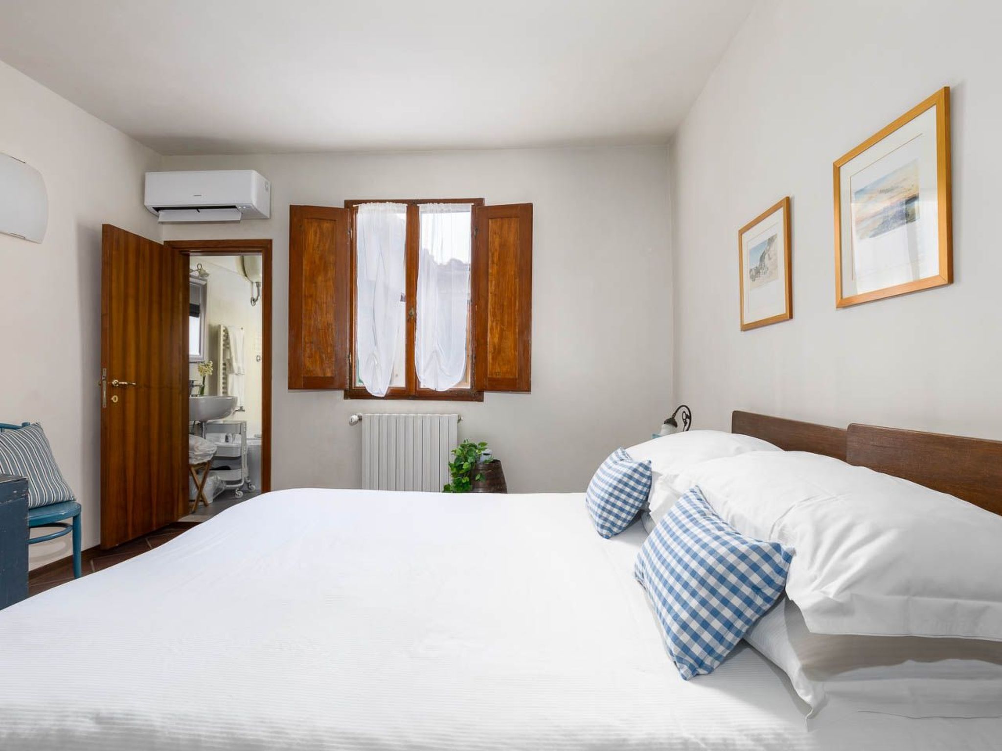 Unknown Accommodation-Binnen