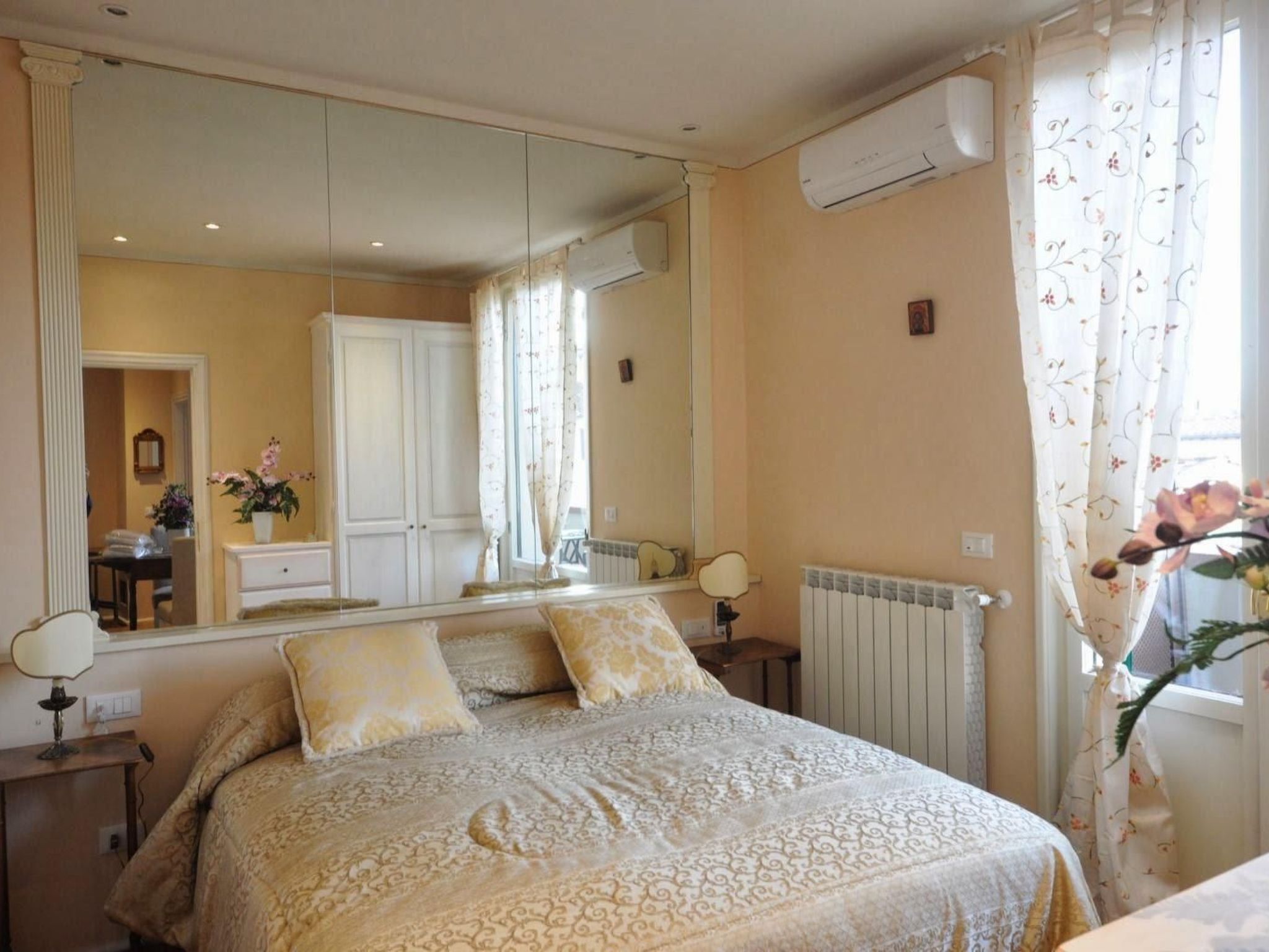 Photo of Efeso3 in Florenz