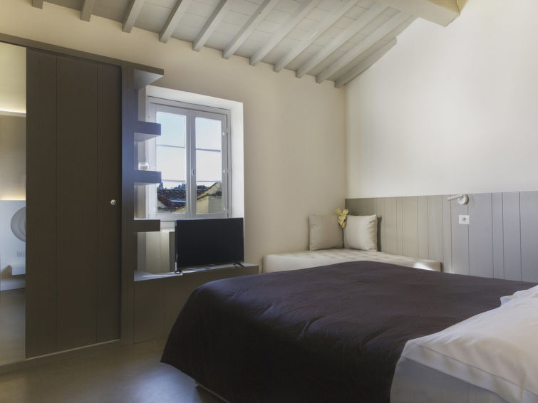 Search and Stay destination Firenze, Toscana - Italy from AU$ 434. Tipologia Bilo 04 pax