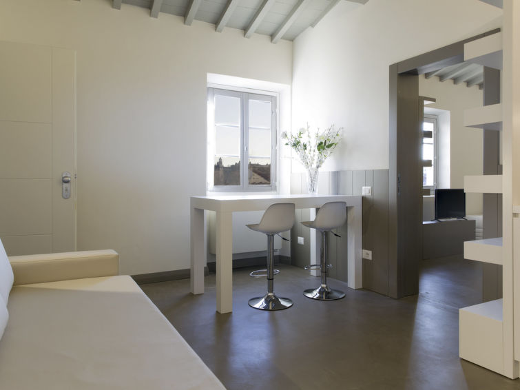 Search and Stay destination Firenze, Toscana - Italy from AU$ 434. Tipologia Bilo 04 pax