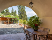 Semesterhus Villa Monteloro